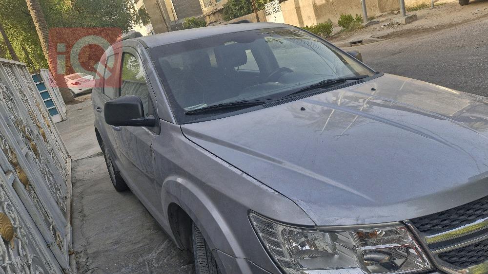 دودج جورني